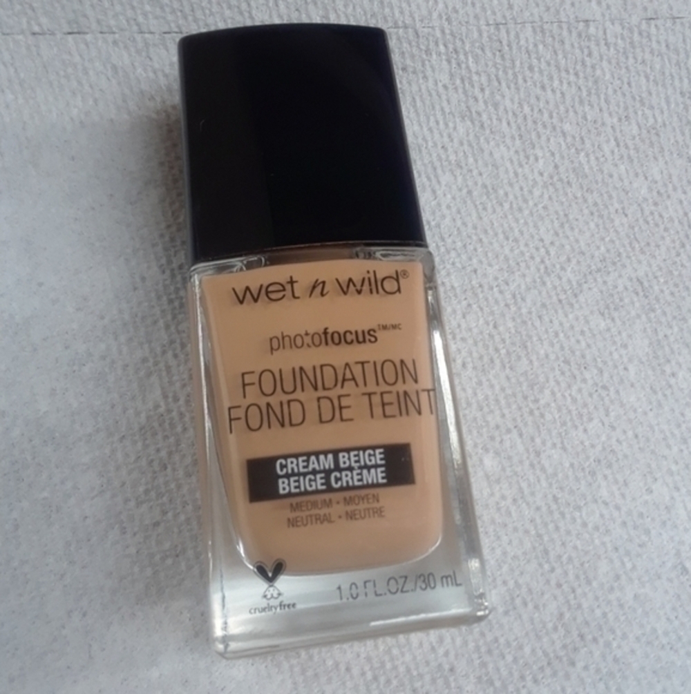 🛍Wet N Wild Photofocus Golden Beige Foundation - Picture 4 of 4